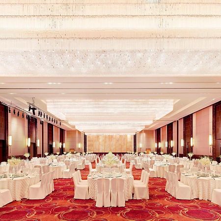 Sheraton Wuxi Binhu Hotel Exterior photo