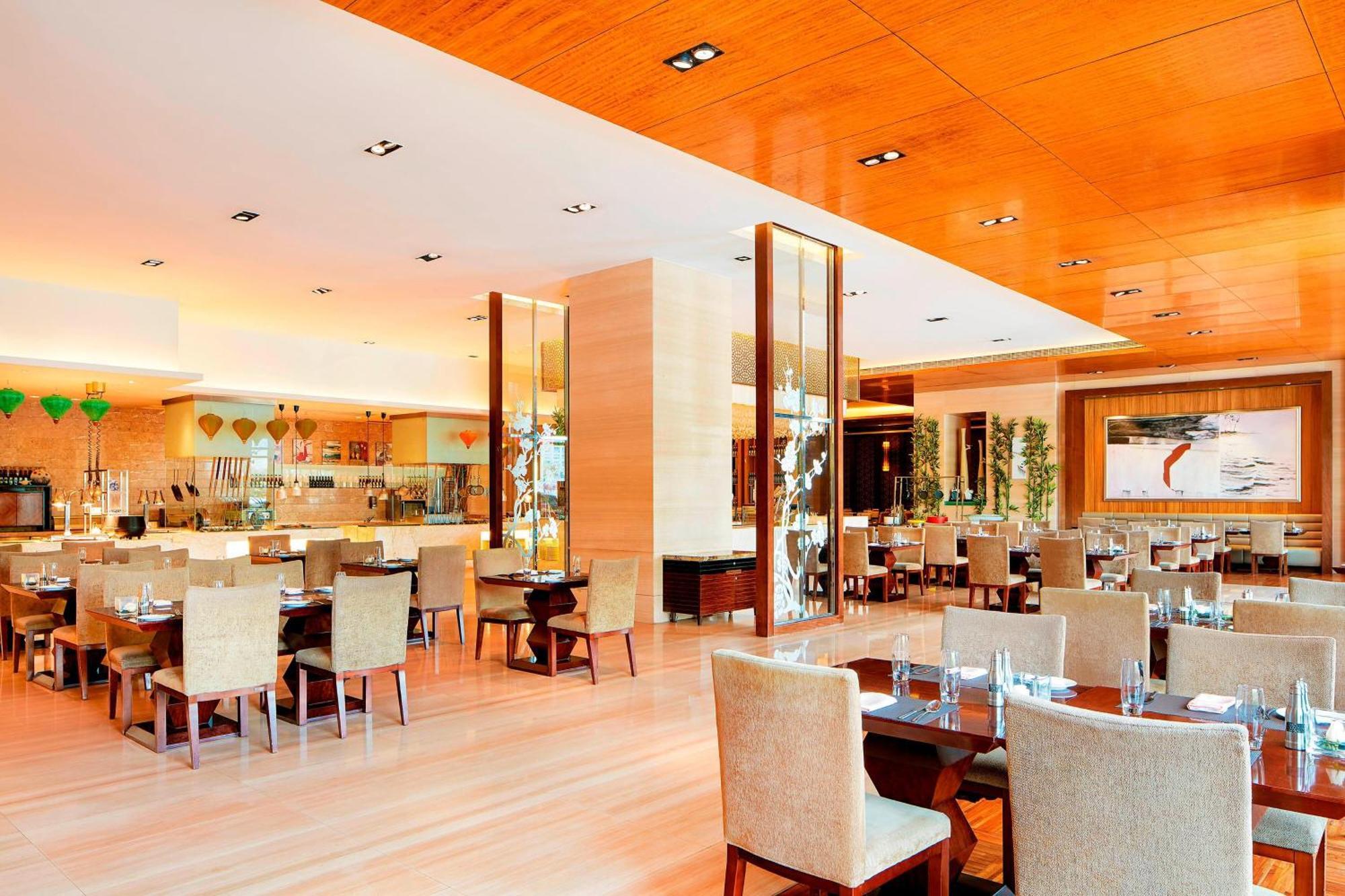 Sheraton Wuxi Binhu Hotel Exterior photo