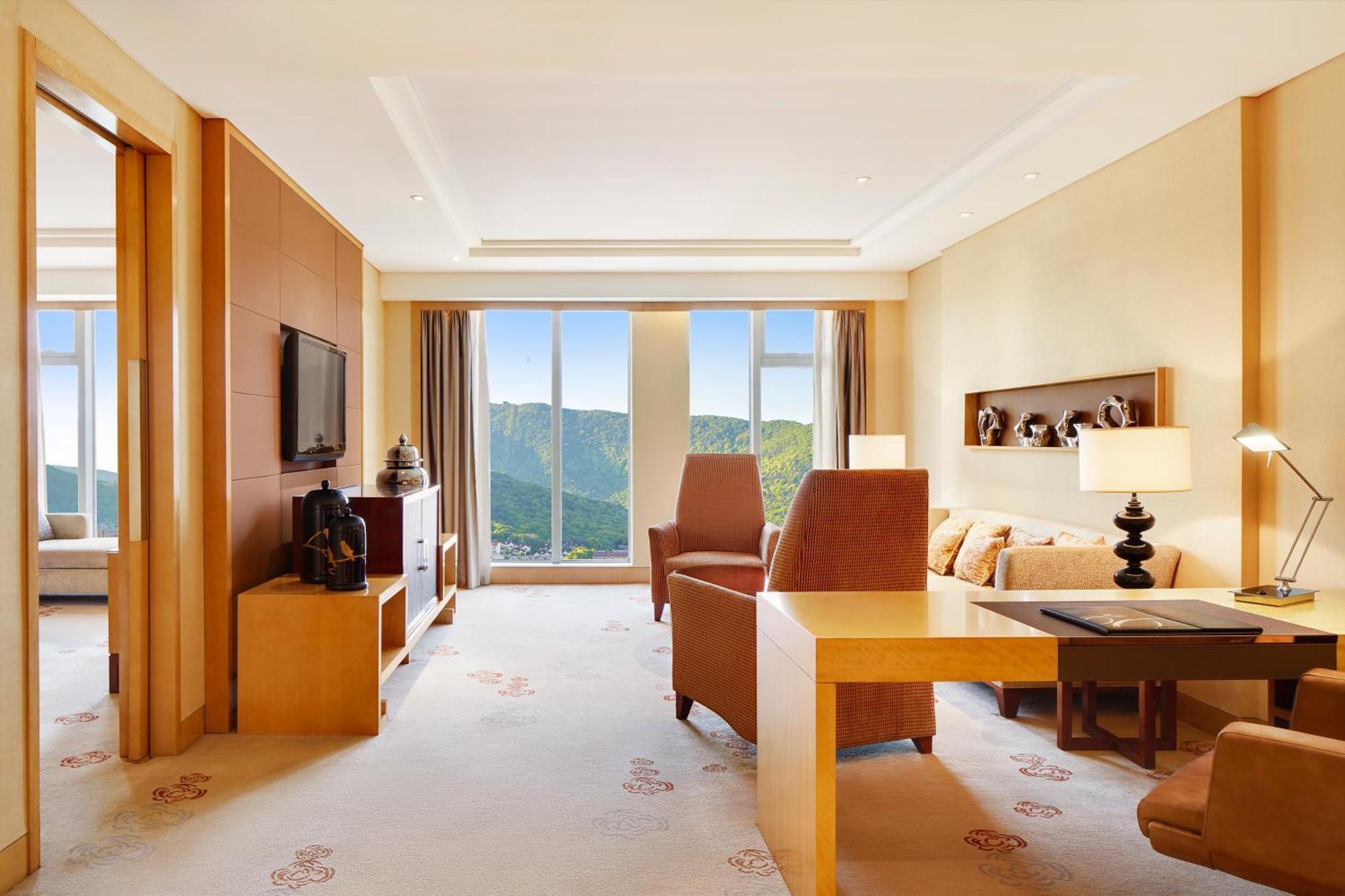 Sheraton Wuxi Binhu Hotel Exterior photo
